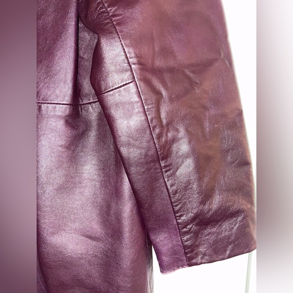Leather Elements Women’s Large Purple Leather Jacket - Picture 4 of 7